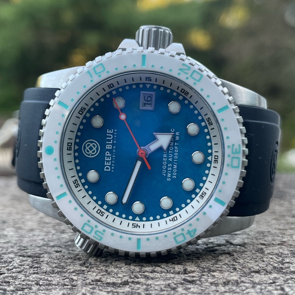 Deep Blue Juggernaut 5 40 mm exotic dial